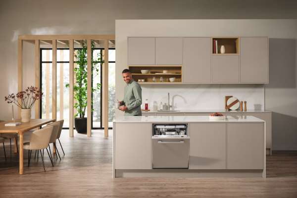 Miele G 5651 SCVi Active Edelstahl Vollintegrierter Geschirrspüler